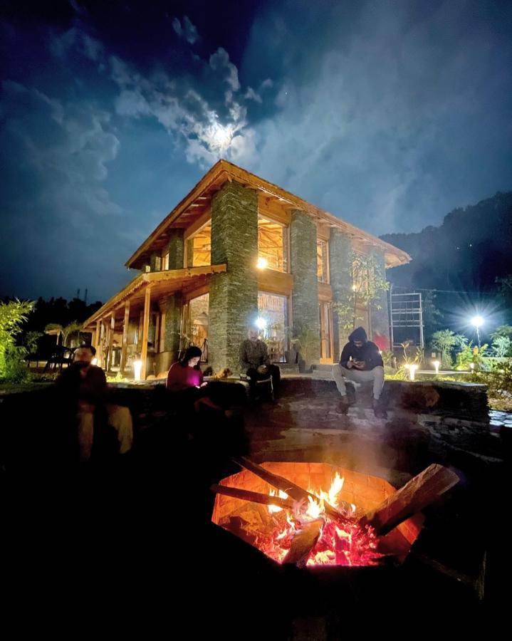 Osho Himalayas Wellness Resort Kangra Exterior foto