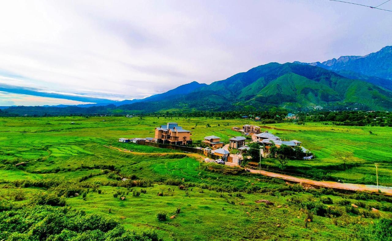 Osho Himalayas Wellness Resort Kangra Exterior foto