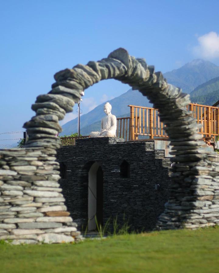 Osho Himalayas Wellness Resort Kangra Exterior foto